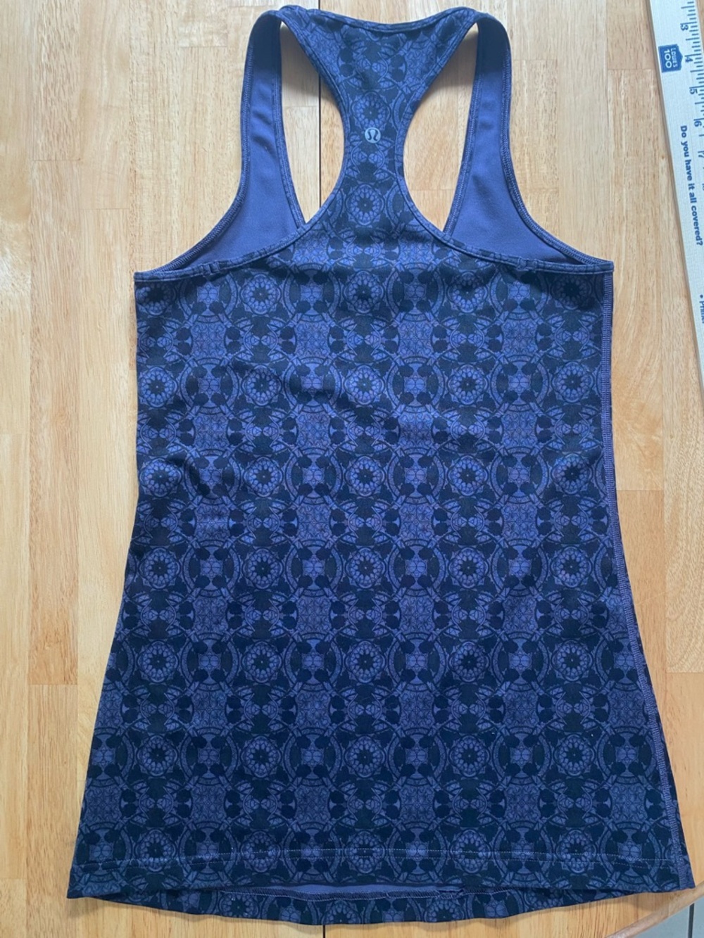 lululemon athletica Dark Blue Geometric Racerback Tank Women Size XS